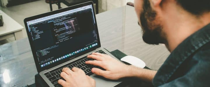 Logiciels sur mesure pour booster votre croissance : solutions de développement informatique personnalisées